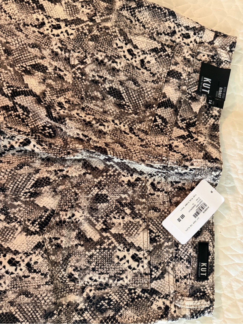 KUT From The Kloth Gidget Snakeskin Shorts Size 14 NWT